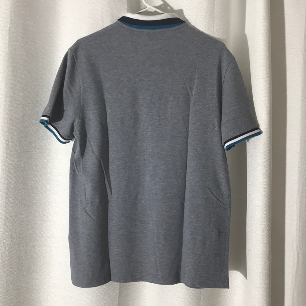 Shirt - Picture 3 of 6